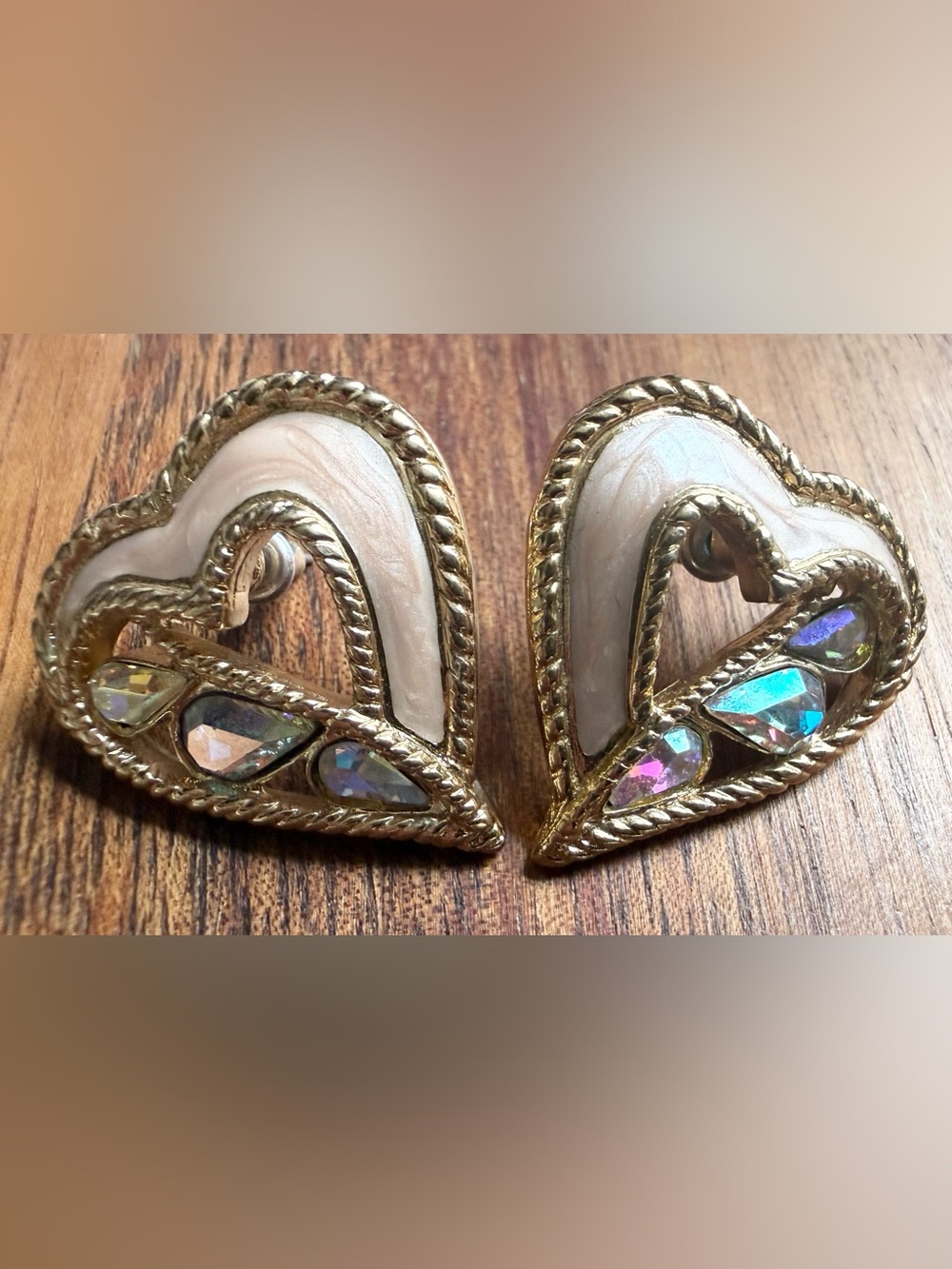 VTG Trifari Gold-Tone Heart Pierced Earrings AB Aurora Borealis Rhinestone
